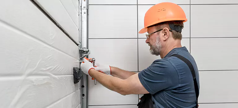 Commercial Garage Door Repair in Kingston, ON