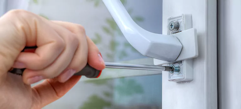 Window Crack Repair in Kingston, ON