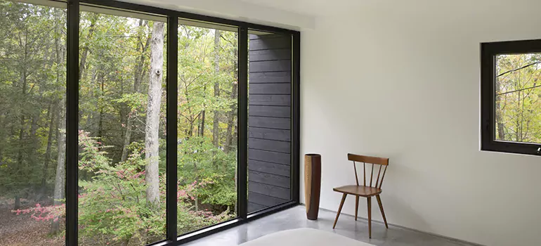 Bulletproof Window Protection Services in Kingston, ON