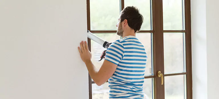 Outdoor Waterproof Caulk in Kingston, Ontario